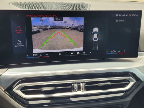 Used 2024 BMW i4 eDrive35 w/ Convenience Package image 21