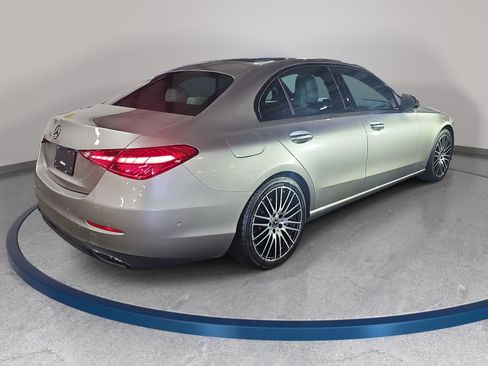 Used 2022 Mercedes-Benz C 300 Sedan image 6