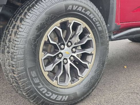 Used 2019 Chevrolet Colorado ZR2 AWD/4WD image 21