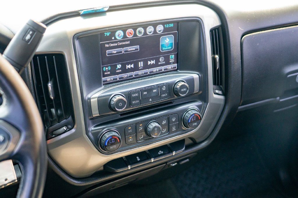Used 2018 Chevrolet Silverado 1500 LT w/ LT Eassist Package AWD/4WD image 19