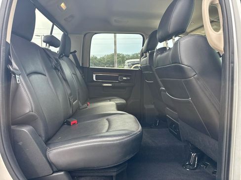 Used 2017 RAM 1500 Laramie RWD image 15