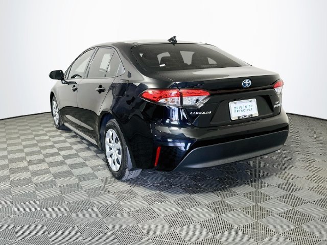 Used 2024 Toyota Corolla LE FWD image 6
