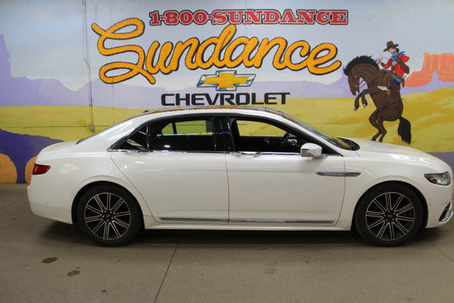 Used 2017 Lincoln Continental Reserve w/ Luxury Package AWD/4WD image 1
