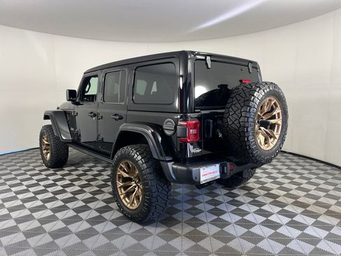 Used 2025 Jeep Wrangler Unlimited Rubicon 392 AWD/4WD image 13