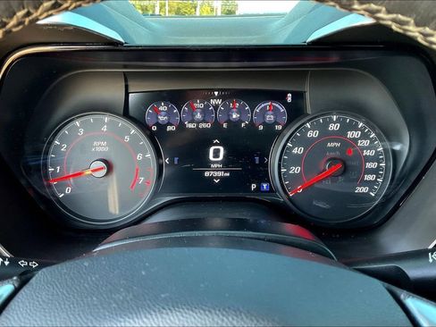 Used 2019 Chevrolet Camaro SS RWD image 11