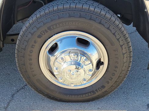 Used 2024 RAM 3500 Tradesman w/ Chrome Appearance Group image 7