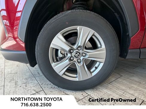 Used 2025 Toyota RAV4 XLE image 10
