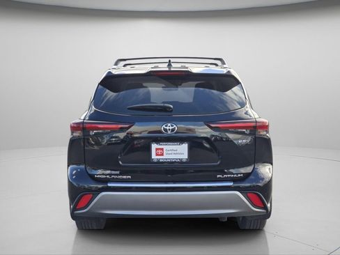 Used 2026 Toyota Highlander Platinum AWD/4WD image 23