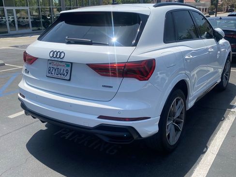 Used 2022 Audi Q3 2.0T Premium w/ Black Optic Sport Package AWD/4WD image 2