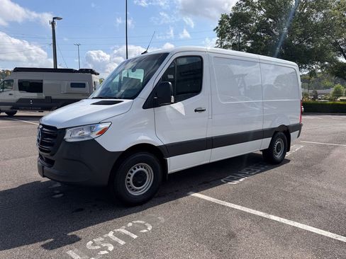 New 2025 Mercedes-Benz Sprinter 2500 image 5