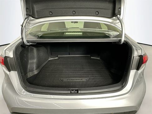 Used 2024 Toyota Corolla LE w/ LE Convenience Package image 24