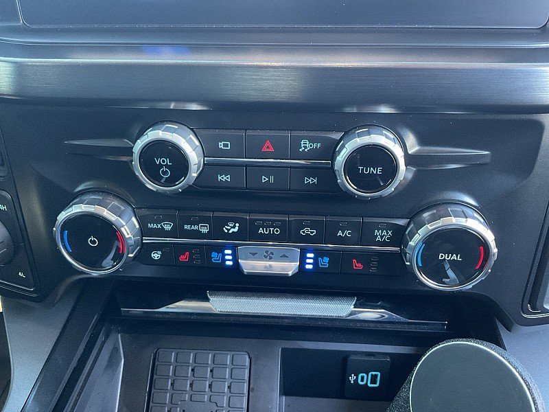 Used 2025 Ford F250 Lariat w/ Black Appearance Package AWD/4WD image 15