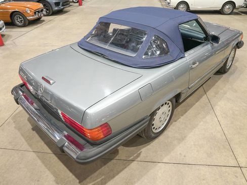 Used 1989 Mercedes-Benz 560 SL image 29