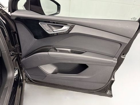 Used 2023 Audi Q4 e-tron Premium Plus w/ Premium Plus image 24