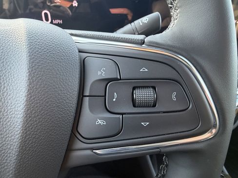 New 2026 Buick Envista Sport Touring w/ Convenience I Package FWD image 22