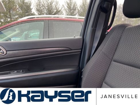 Used 2018 Jeep Grand Cherokee Laredo image 14