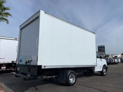 New 2024 GMC Savana 4500 w/ Power Convenience Package RWD image 7