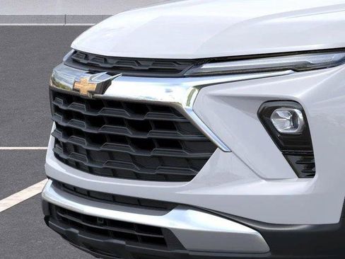 New 2026 Chevrolet TrailBlazer LT w/ Driver Confidence Package FWD image 43