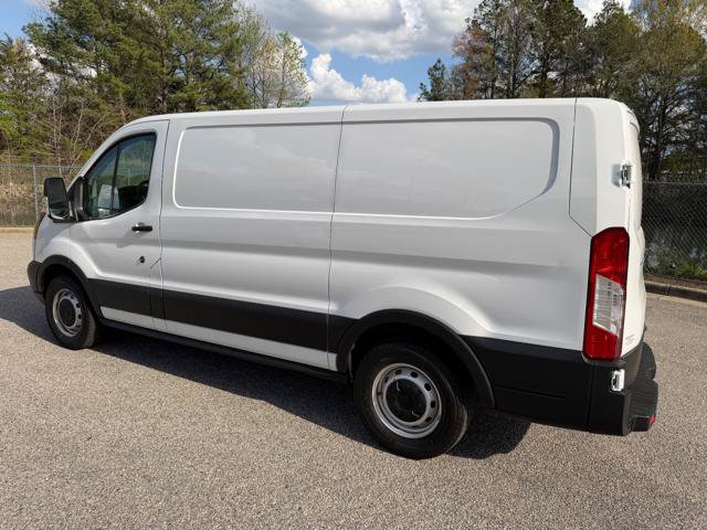 Used 2019 Ford Transit 150 130 Low Roof RWD image 6