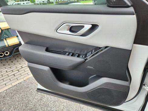 Certified 2026 Land Rover Range Rover Velar S AWD/4WD image 24