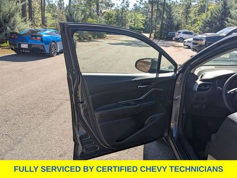 Used 2021 Toyota C-HR LE FWD image 23
