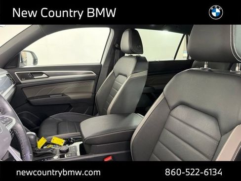 Used 2023 Volkswagen Atlas Cross Sport SEL Premium R-Line AWD/4WD image 25