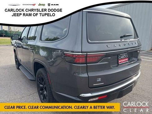 Used 2022 Jeep Wagoneer Series II AWD/4WD image 8