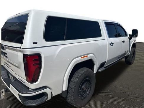 Used 2024 GMC Sierra 2500 Denali Ultimate w/ Max Trailering Package AWD/4WD image 3