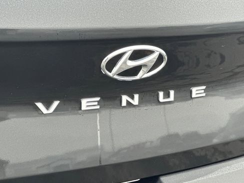 New 2026 Hyundai Venue SEL image 25