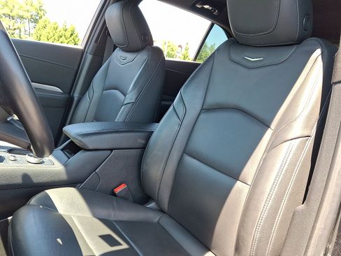 Used 2025 Cadillac XT4 Premium Luxury AWD/4WD image 17