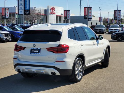 Used 2019 BMW X3 xDrive30i w/ Premium Package image 5