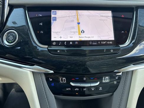 Used 2023 Cadillac XT6 Premium Luxury w/ Technology Package FWD image 25