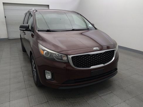 Used 2018 Kia Sedona SX FWD image 14