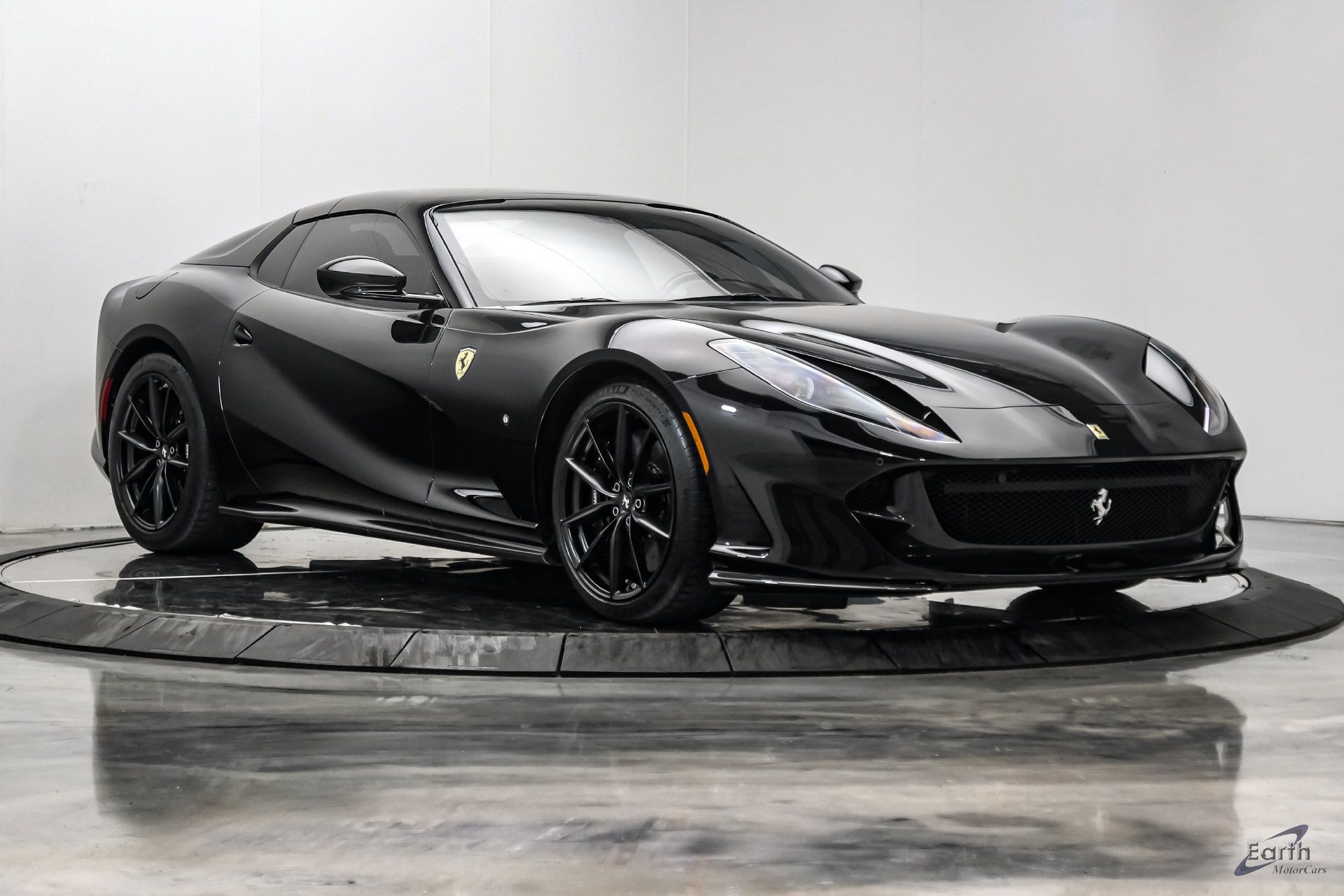 Used 2022 Ferrari 812 GTS RWD image 31
