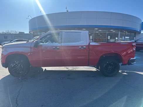 Used 2024 Chevrolet Silverado 1500 LT Trail Boss image 8
