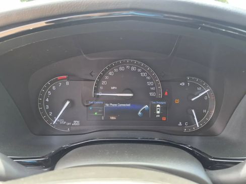Used 2017 Cadillac XT5 Luxury w/ Driver Awareness Package FWD image 34