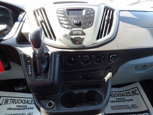 Used 2019 Ford Transit 250 138 image 22