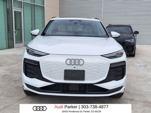 New 2025 Audi Q6 e-tron Premium image 5