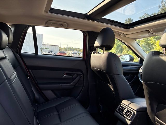 Used 2025 MAZDA CX-50 AWD 2.5 Hybrid w/ Premium Pkg image 24