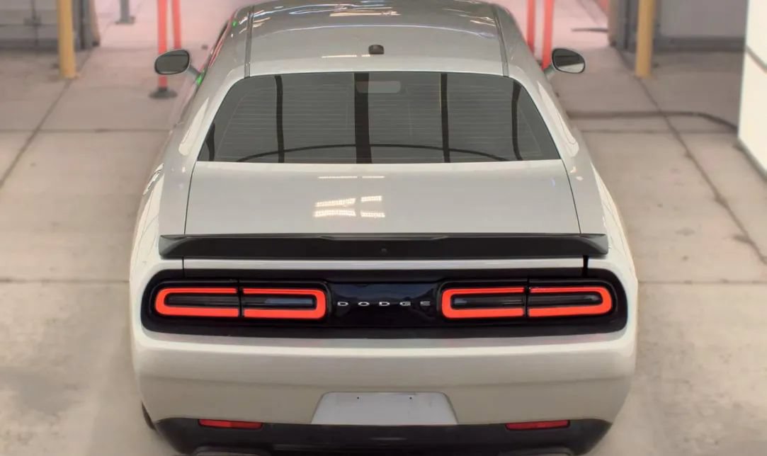 Used 2023 Dodge Challenger SXT RWD image 4