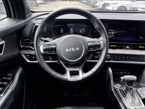 Used 2023 Kia Sportage X-Line AWD/4WD image 7