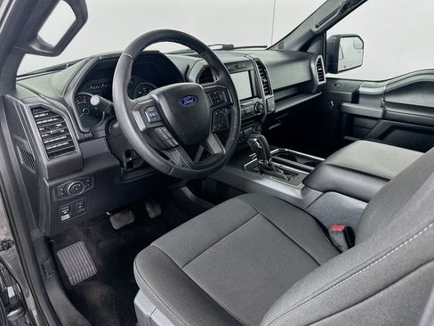 Used 2017 Ford F150 XLT w/ Equipment Group 302A Luxury AWD/4WD image 9