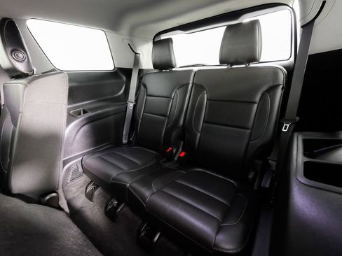 Used 2019 GMC Acadia SLT FWD image 19