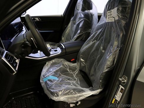 New 2026 BMW X5 xDrive50e w/ M Sport Package image 11