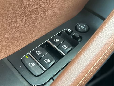 Used 2020 BMW X6 xDrive40i w/ Premium Package image 36