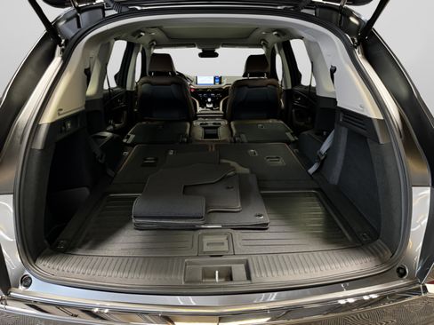 Certified 2023 Acura MDX FWD w/ Technology Package image 38