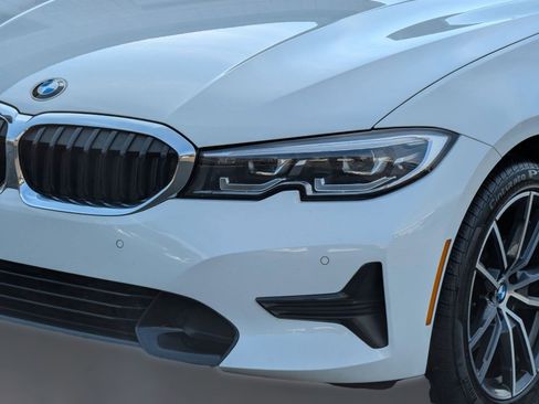 Used 2022 BMW 330i xDrive Sedan w/ Premium Package 2 image 11