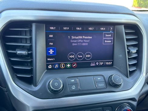 Used 2022 GMC Acadia SLE FWD image 14