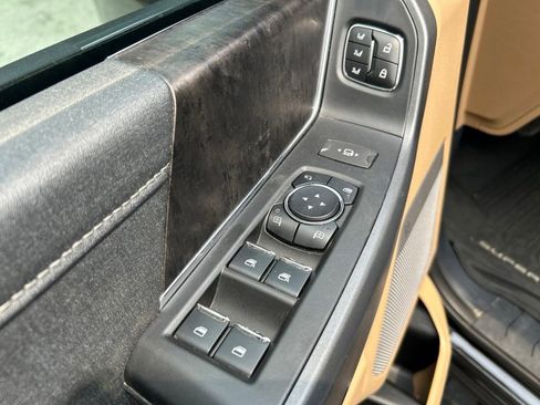 Used 2023 Ford F350 Lariat w/ Lariat Ultimate Package AWD/4WD image 42