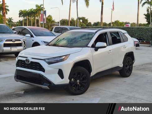 Used 2025 Toyota RAV4 SE w/ Convenience Package AWD/4WD image 1